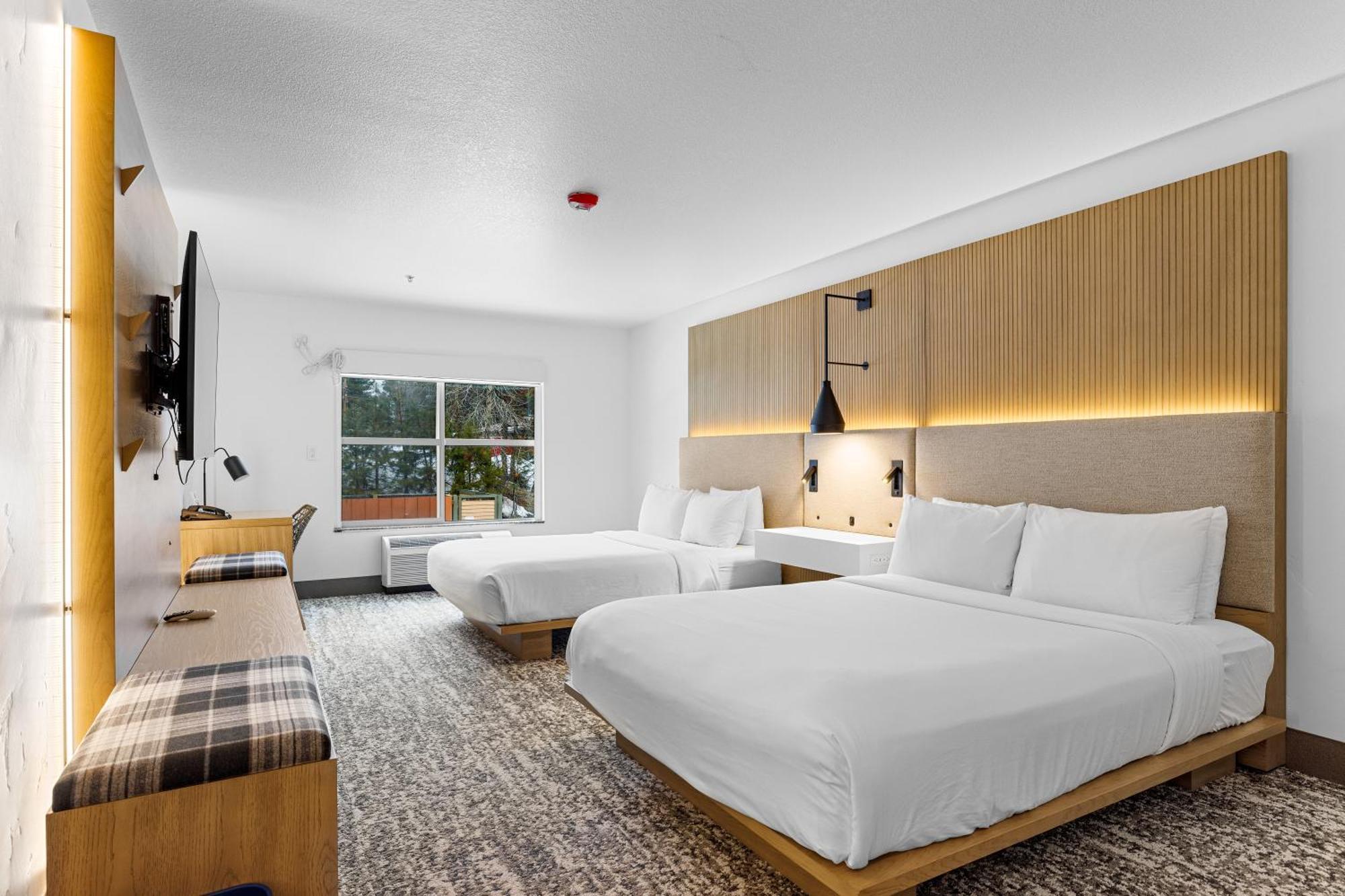 The Evergreen Hotel 麦考尔 外观 照片