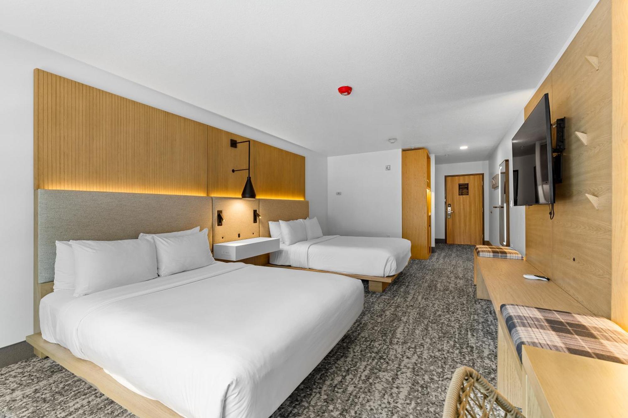 The Evergreen Hotel 麦考尔 外观 照片