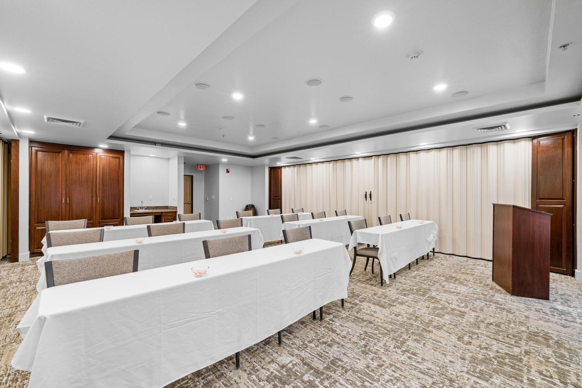 The Evergreen Hotel 麦考尔 外观 照片
