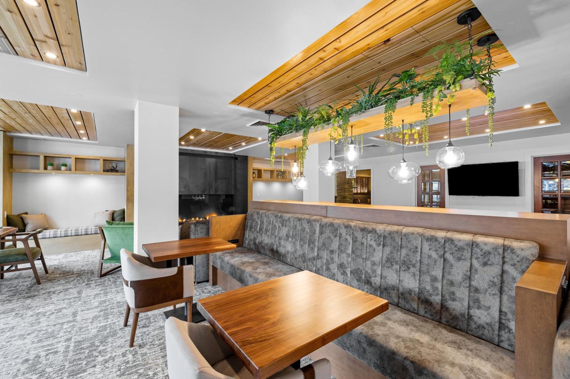 The Evergreen Hotel 麦考尔 外观 照片